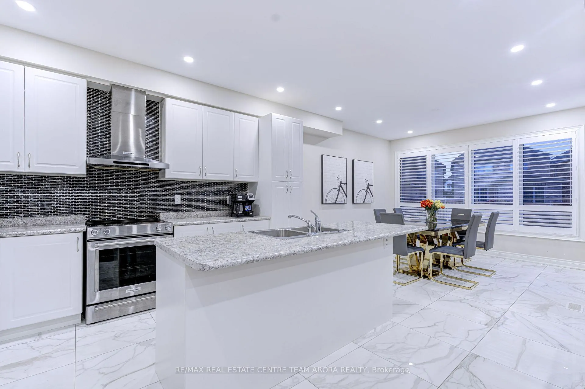 Photo 15 of 47 Dunley Crescent, Brampton, Credit Valley — HOMEH