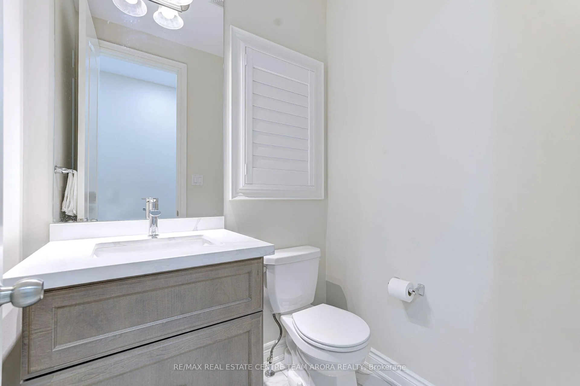Photo 19 of 47 Dunley Crescent, Brampton, Credit Valley — HOMEH