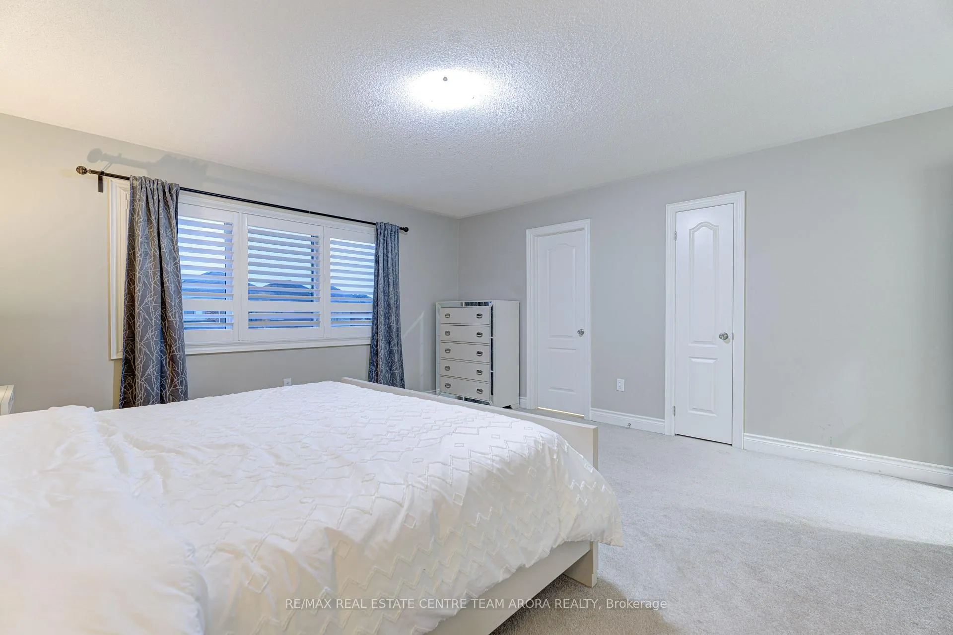 Photo 24 of 47 Dunley Crescent, Brampton, Credit Valley — HOMEH