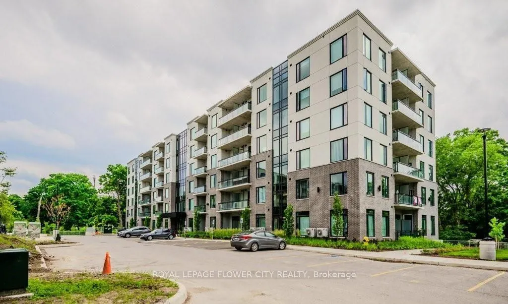 Front of Unit 108, 103 Roger Street