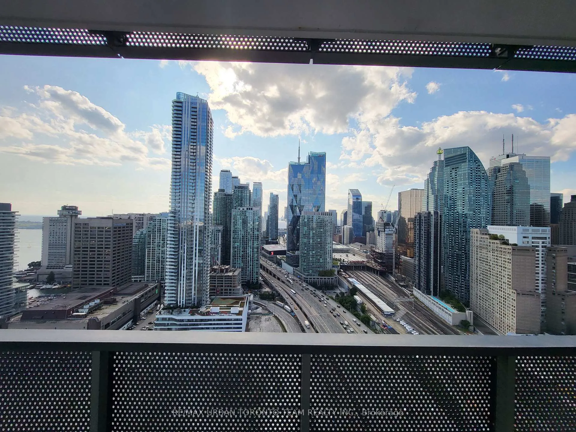 Photo 12 of Unit 3815, 55 Cooper Street, Toronto, Waterfront Communities — HOMEH