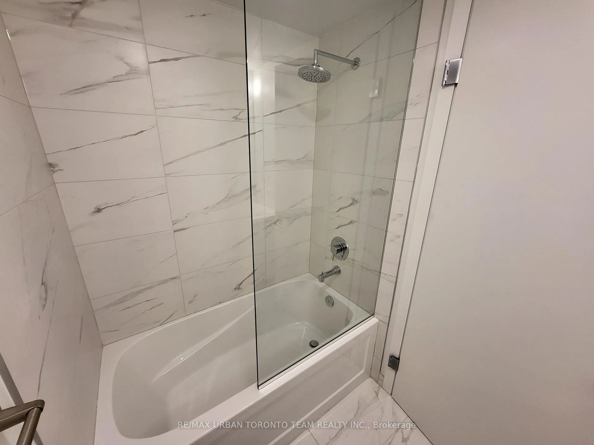 Photo 17 of Unit 3815, 55 Cooper Street, Toronto, Waterfront Communities — HOMEH