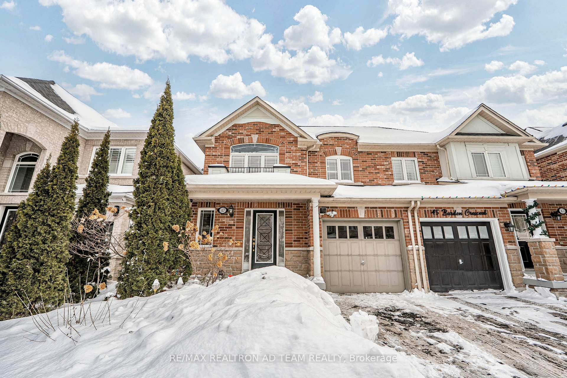 Photo 2 of 47 Barden Crescent, Ajax, Northeast Ajax — HOMEH