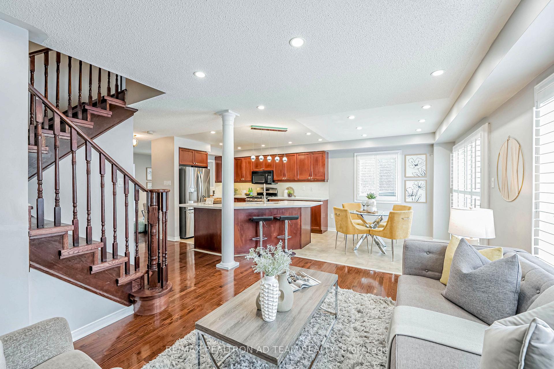 Photo 10 of 47 Barden Crescent, Ajax, Northeast Ajax — HOMEH