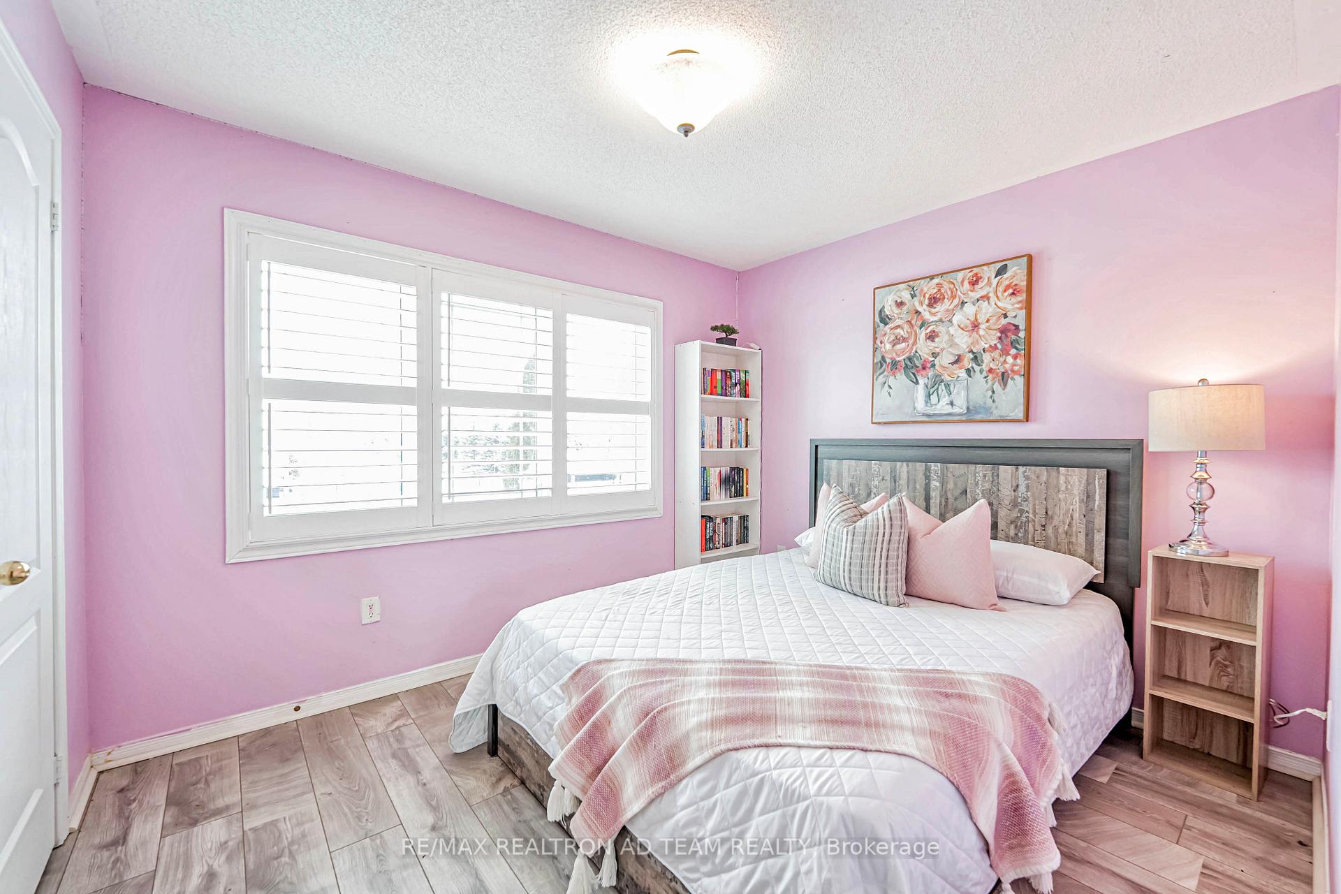 Photo 24 of 47 Barden Crescent, Ajax, Northeast Ajax — HOMEH