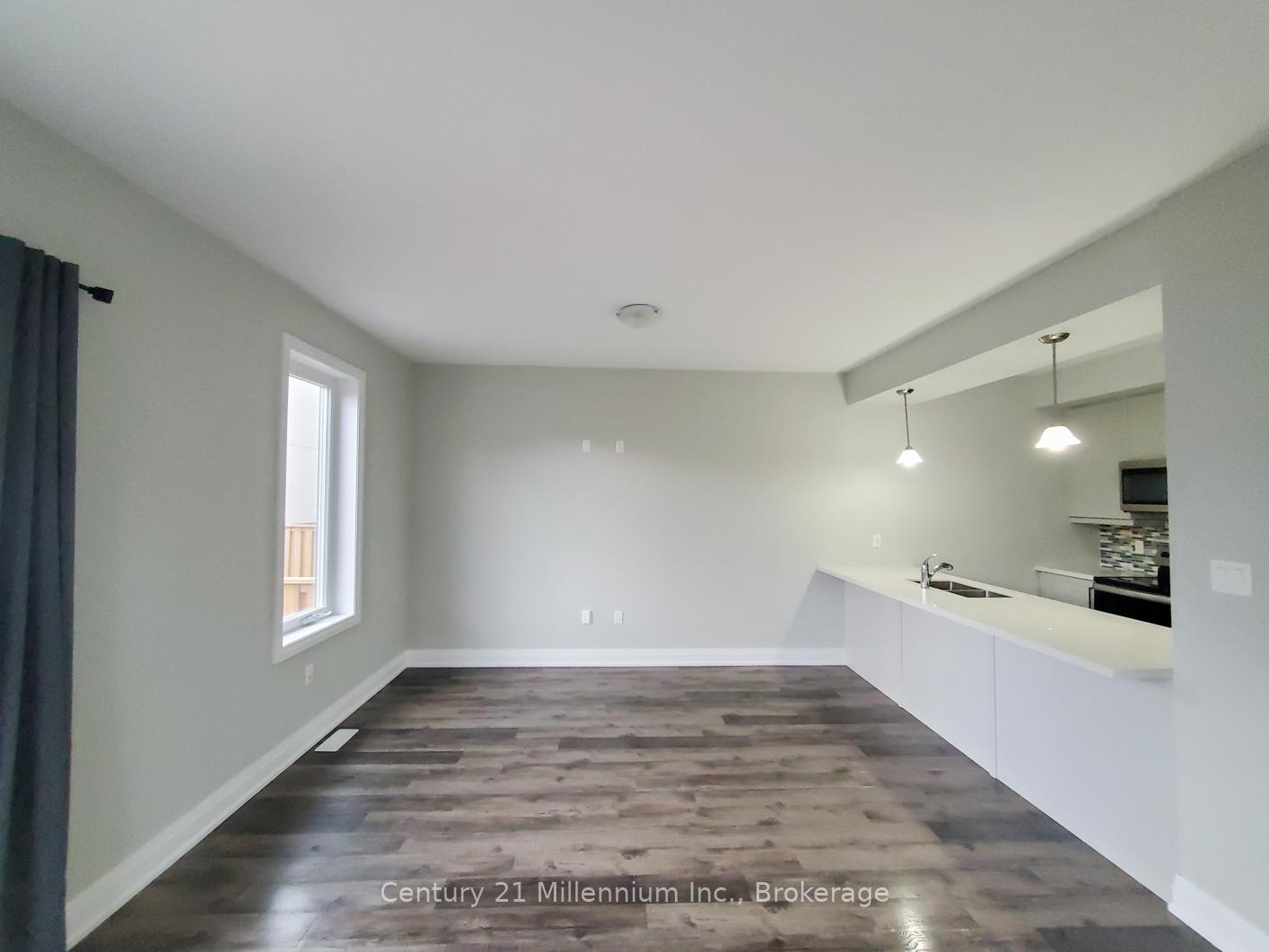 Photo 8 of Unit 19, 7 Stonehart Lane, Barrie, East Bayfield — HOMEH