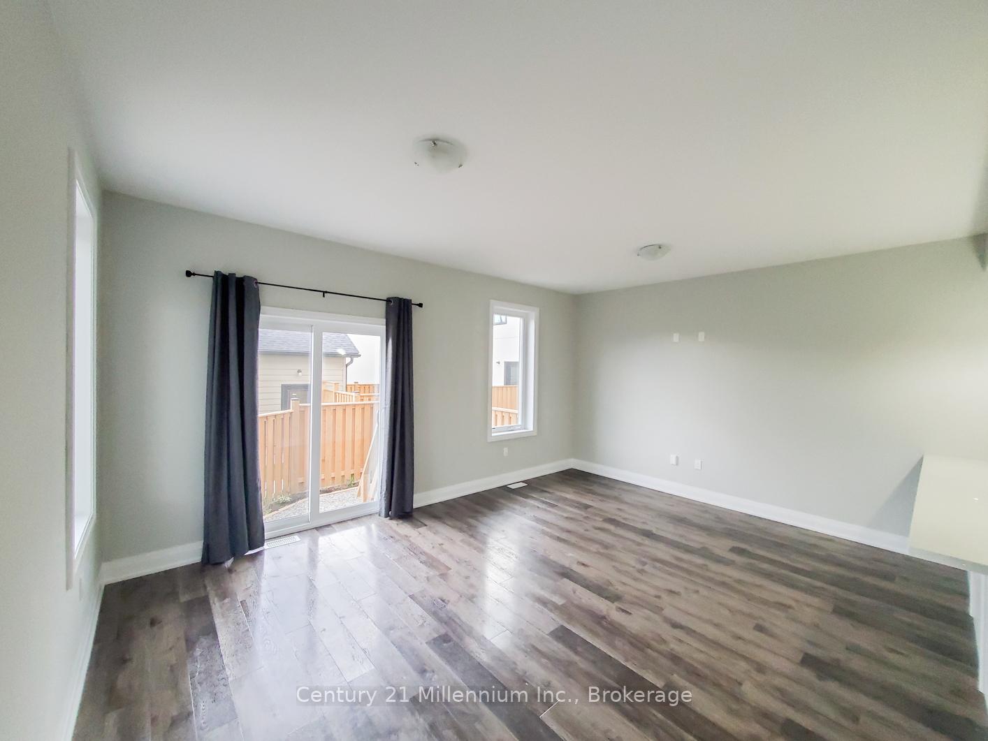 Photo 10 of Unit 19, 7 Stonehart Lane, Barrie, East Bayfield — HOMEH