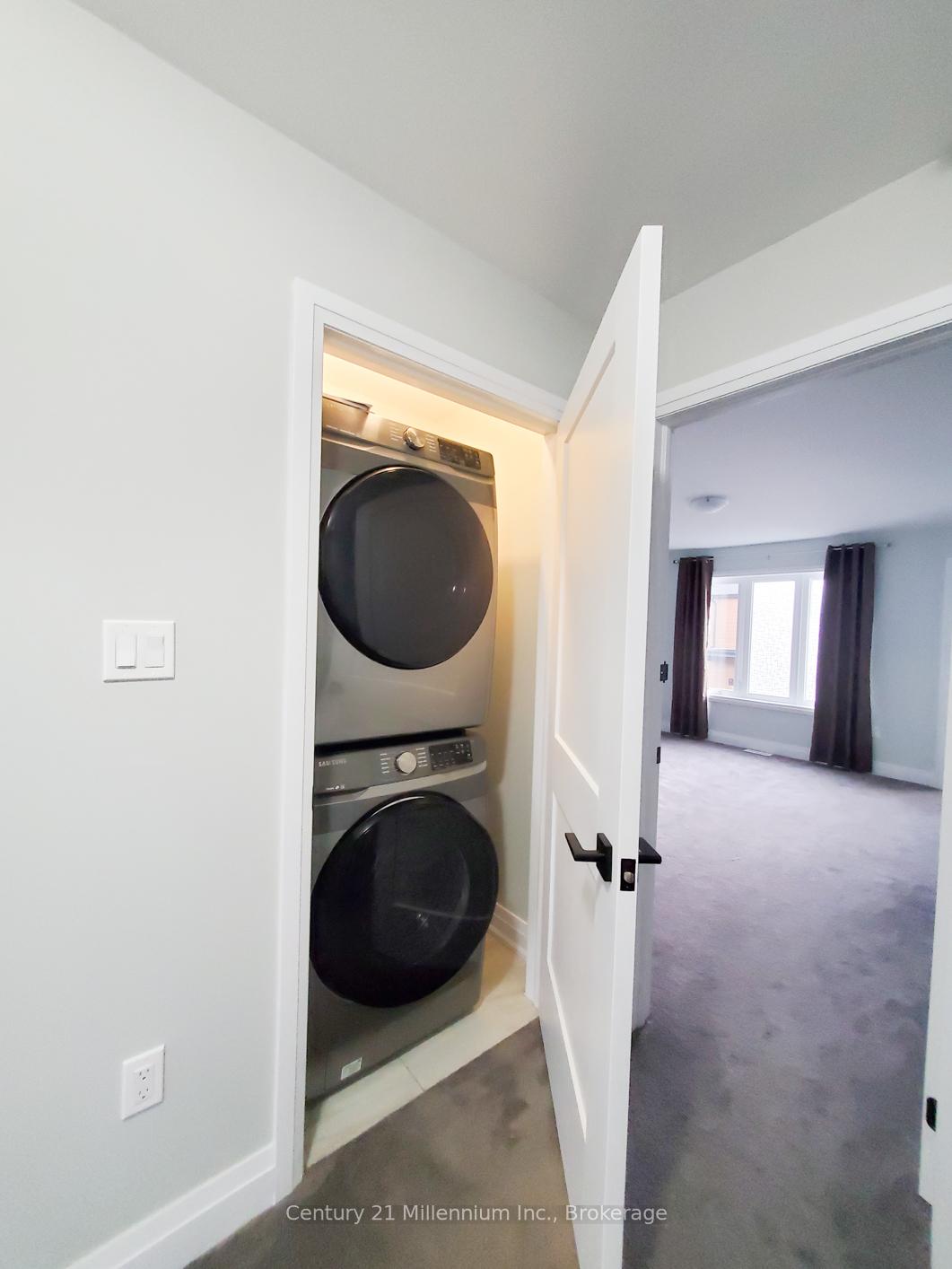 Photo 20 of Unit 19, 7 Stonehart Lane, Barrie, East Bayfield — HOMEH