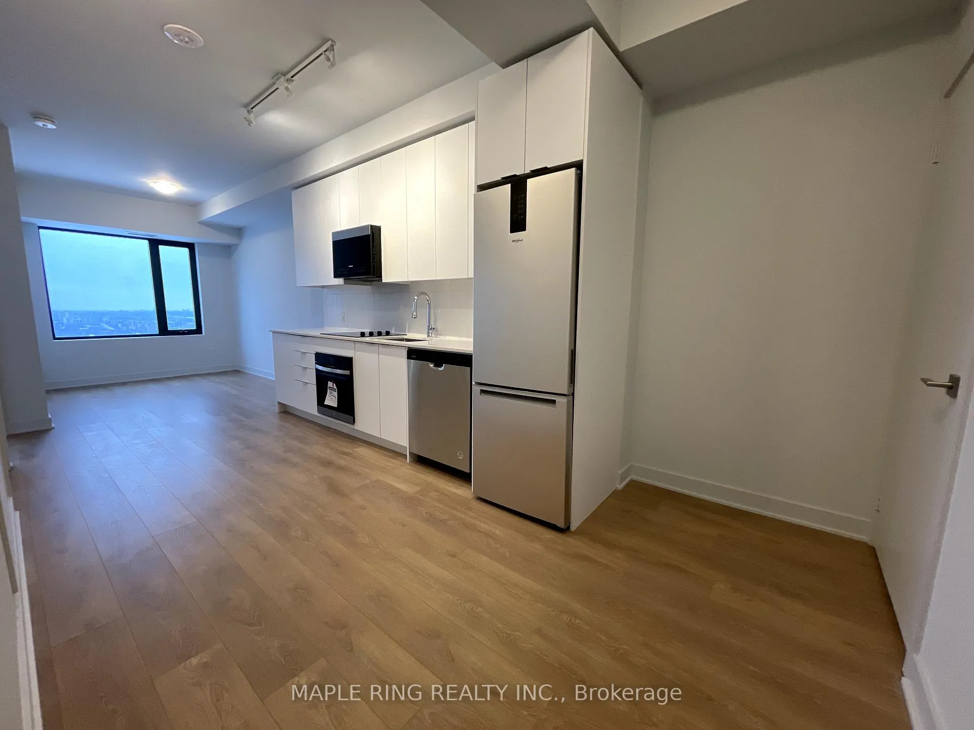 Photo 2 of Unit 3803, 2920 Highway 7 Road, Vaughan, Concord — HOMEH