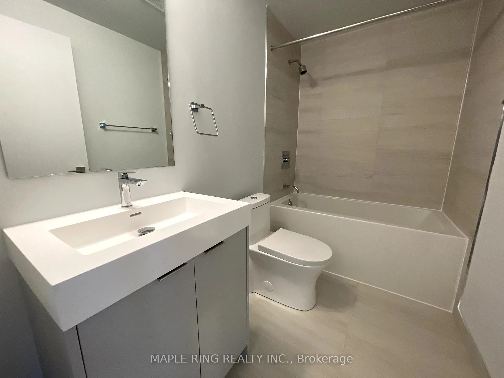 Photo 4 of Unit 3803, 2920 Highway 7 Road, Vaughan, Concord — HOMEH