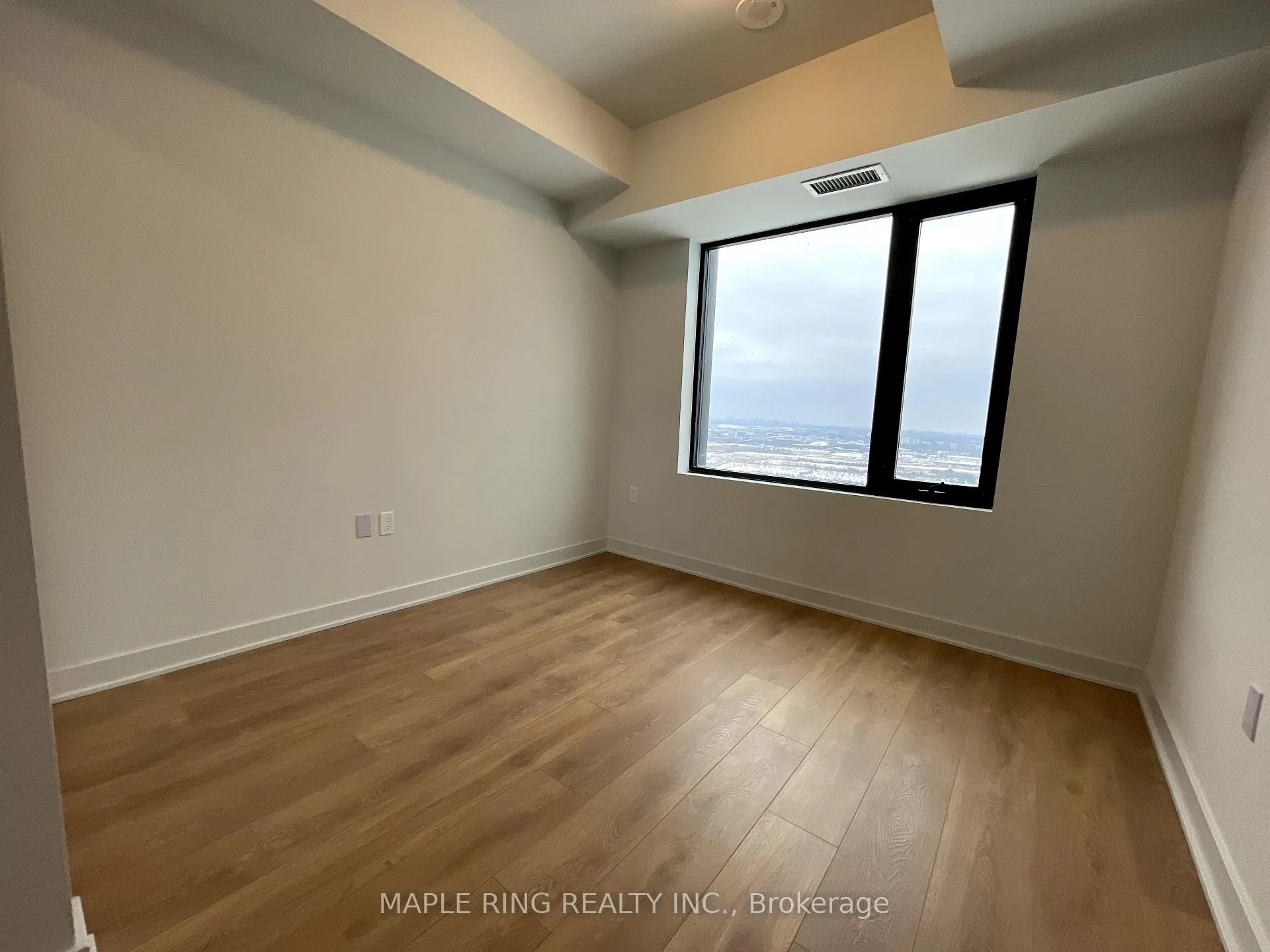 Photo 7 of Unit 3803, 2920 Highway 7 Road, Vaughan, Concord — HOMEH