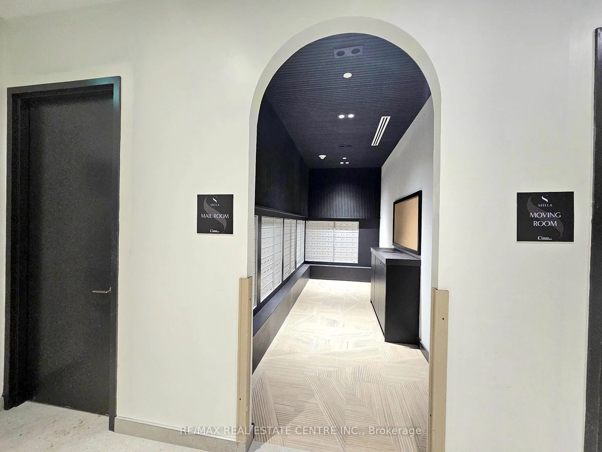 Photo 3 of Unit 317, 225 Malta Avenue, Brampton, Fletcher's Creek South — HOMEH