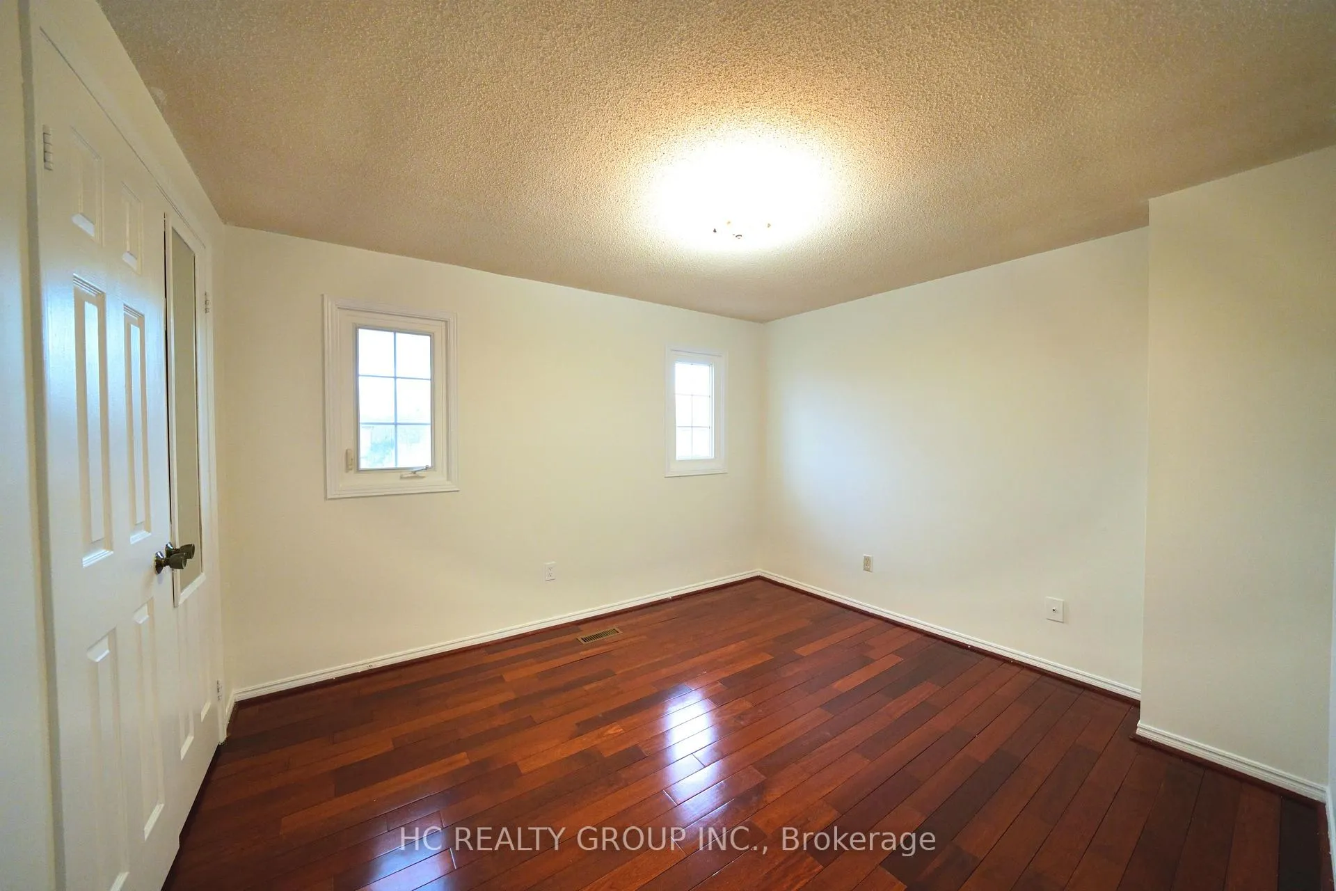 Photo 16 of 217 Highglen Avenue, Markham, Milliken Mills East — HOMEH