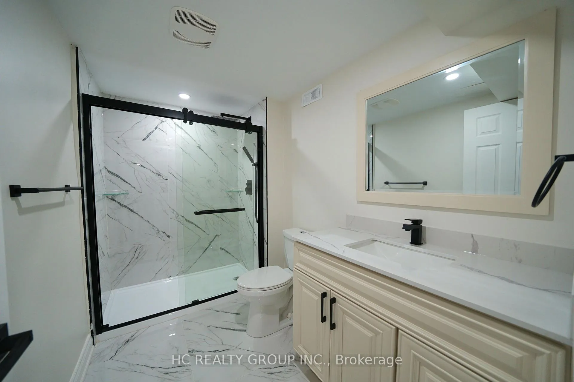 Photo 21 of 217 Highglen Avenue, Markham, Milliken Mills East — HOMEH