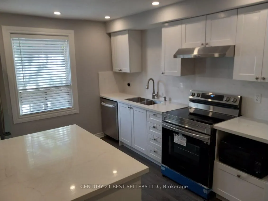 Photo 2 of Unit Upper, 216 Vaughan Road, Toronto, Humewood-Cedarvale — HOMEH