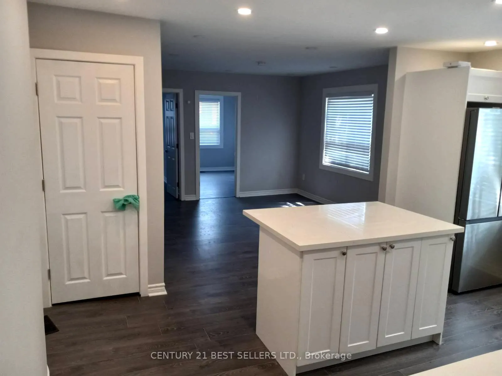 Photo 4 of Unit Upper, 216 Vaughan Road, Toronto, Humewood-Cedarvale — HOMEH