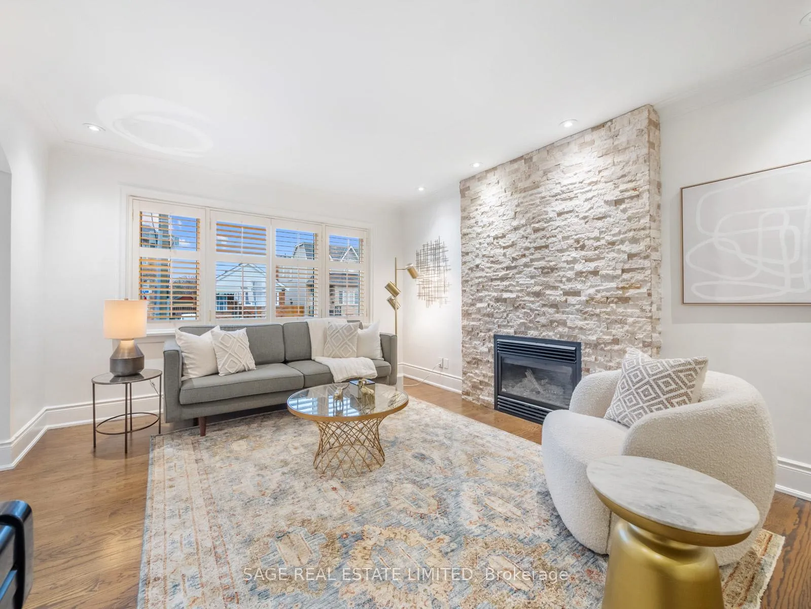 Photo 2 of 43 Lankin Boulevard, Toronto, East York — HOMEH