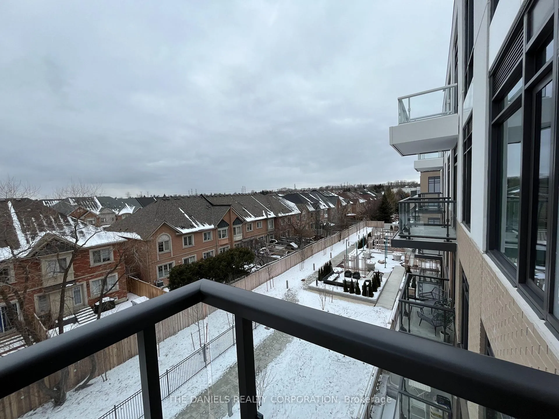 Photo 22 of Unit 430, 8 Beverley Glen Boulevard, Vaughan, Beverley Glen — HOMEH