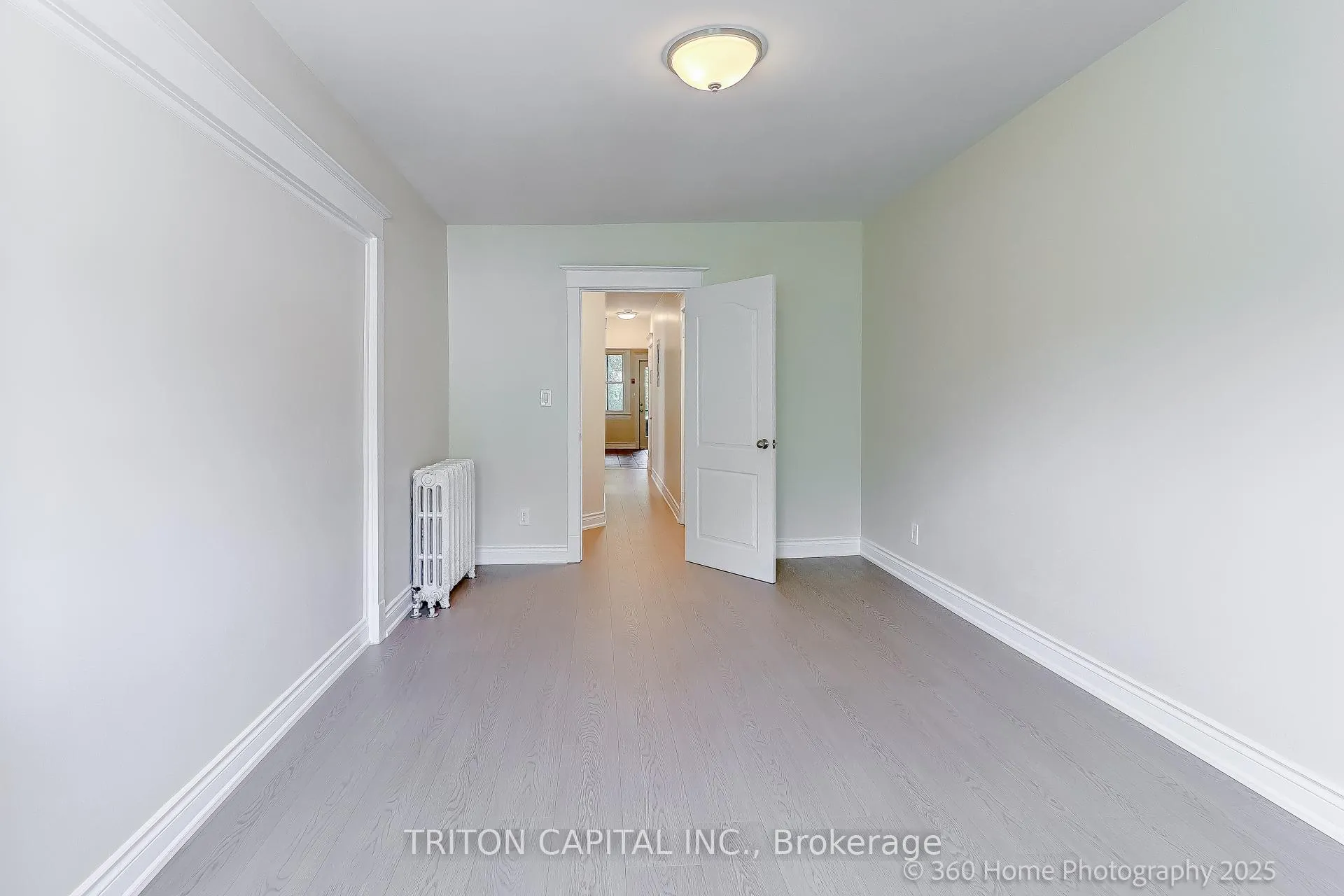 Photo 9 of Unit 3rd floor, 2387 Queen St E Street, Toronto, The Beaches — HOMEH