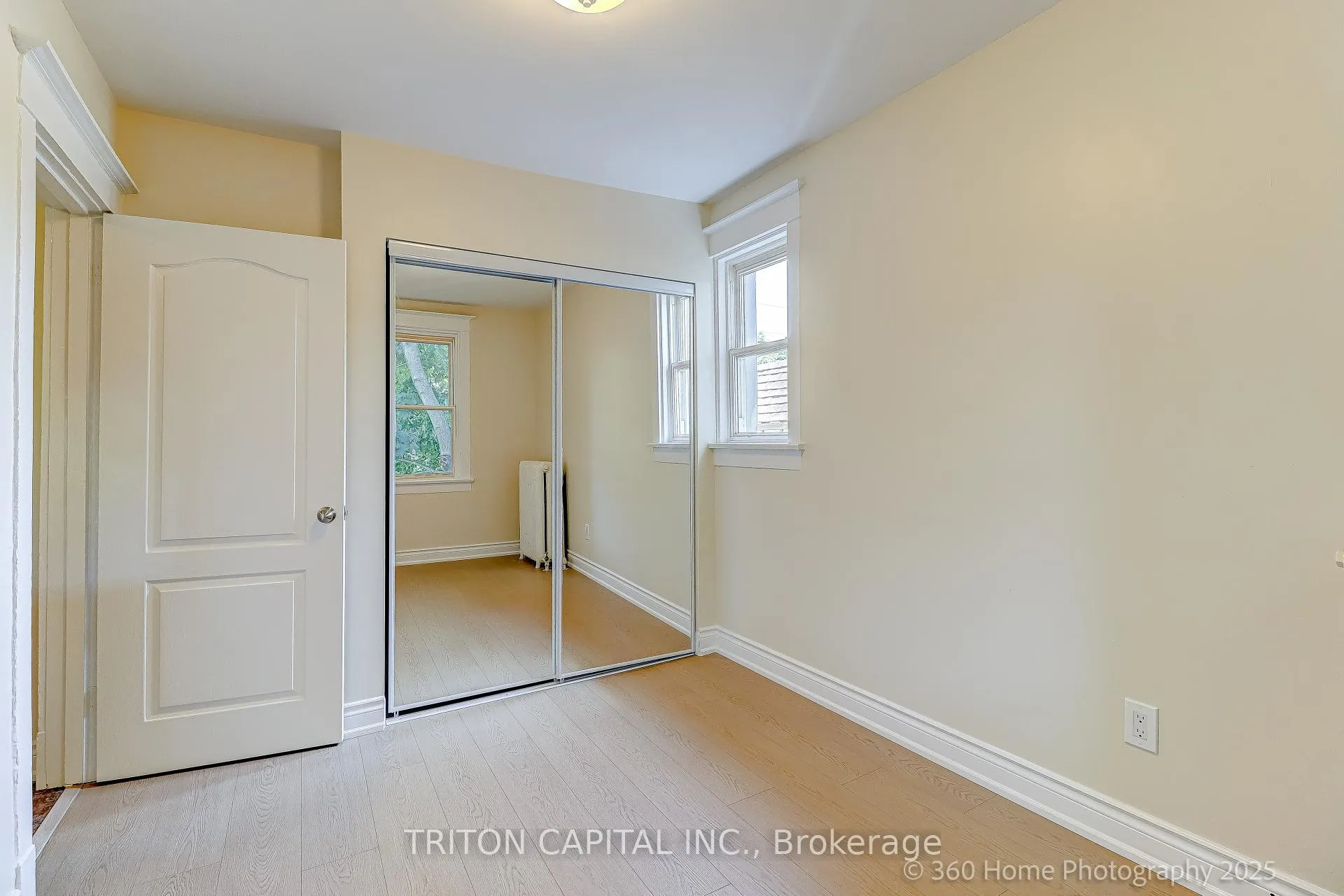 Photo 13 of Unit 3rd floor, 2387 Queen St E Street, Toronto, The Beaches — HOMEH