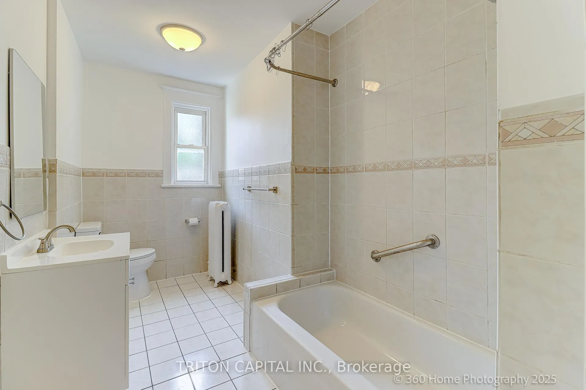 Photo 15 of Unit 3rd floor, 2387 Queen St E Street, Toronto, The Beaches — HOMEH