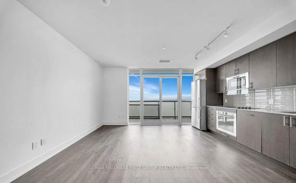 Photo 8 of Unit 1720, 2550 Simcoe Street North, Oshawa, Windfields — HOMEH