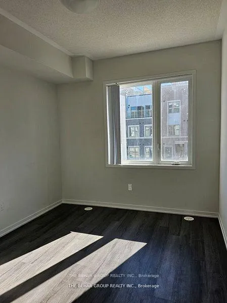 Photo 5 of Unit 359, 90 Honeycrisp Crescent, Vaughan, Vaughan Corporate Centre — HOMEH