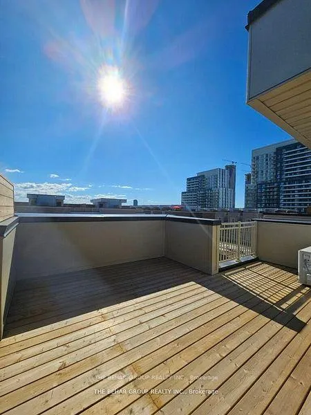 Photo 9 of Unit 359, 90 Honeycrisp Crescent, Vaughan, Vaughan Corporate Centre — HOMEH
