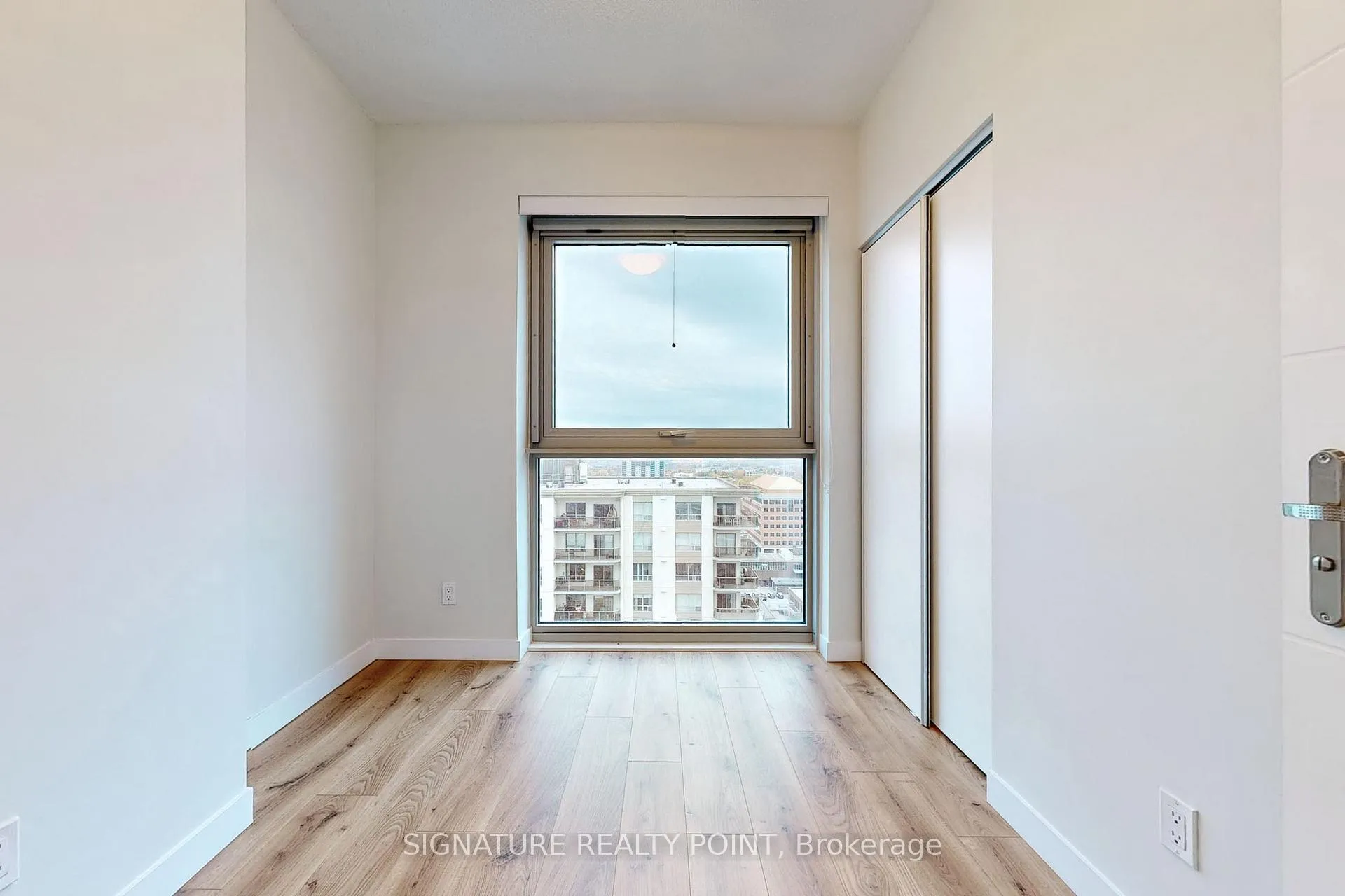 Photo 17 of Unit 1907, 60 Frederick Street N, Kitchener, Downtown Kitchener/East Ward — HOMEH