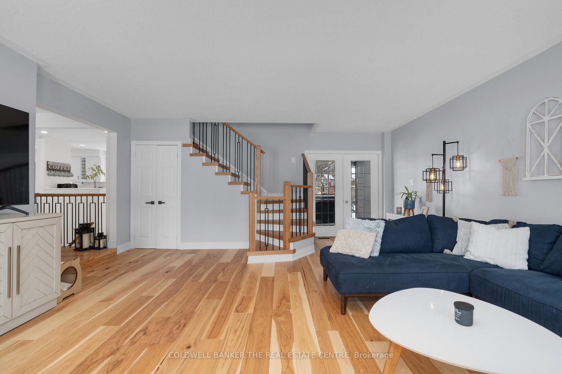 Photo 16 of 203 Camilla Crescent, Essa, Thornton — HOMEH