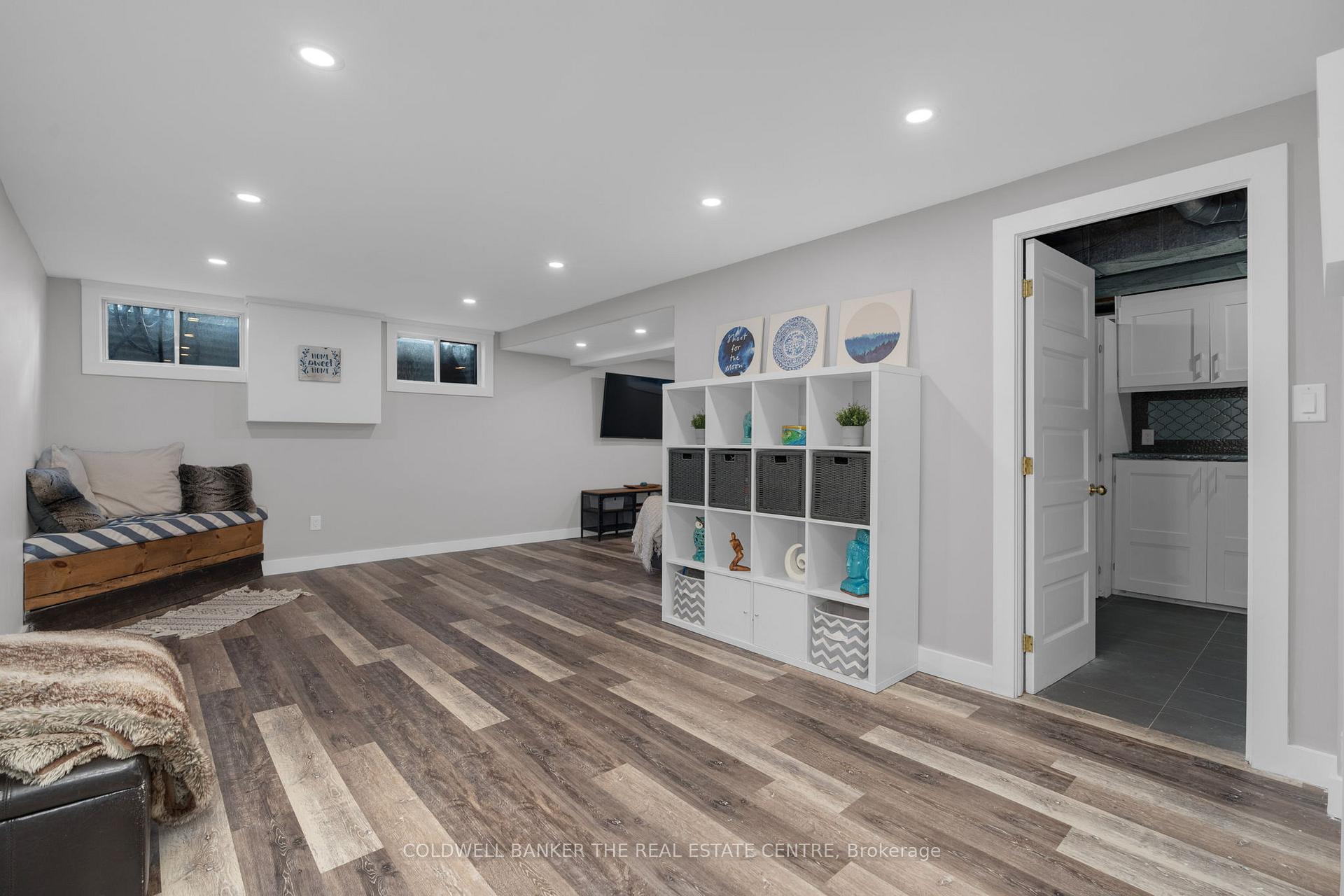 Photo 27 of 203 Camilla Crescent, Essa, Thornton — HOMEH