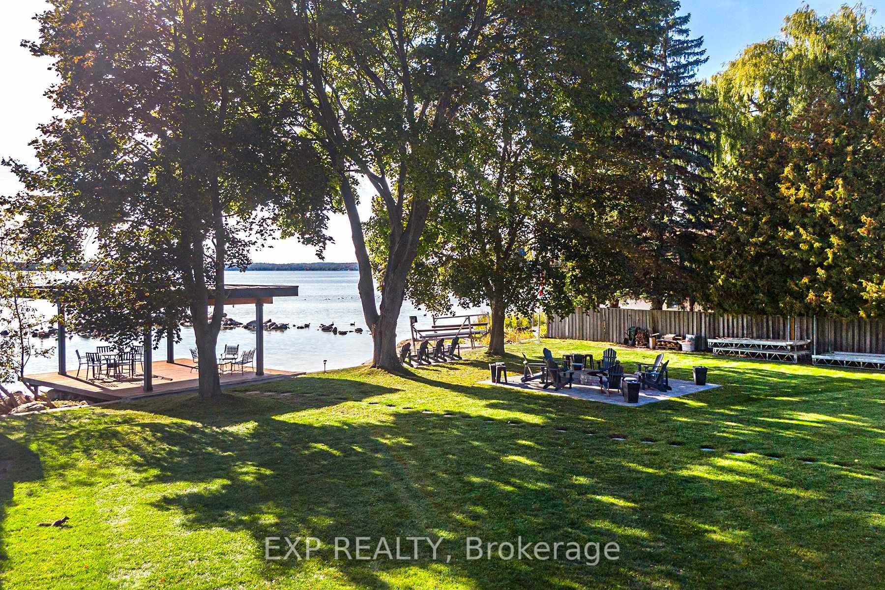 Photo 3 of 376 Lake Drive N, Georgina, Historic Lakeshore Communities — HOMEH