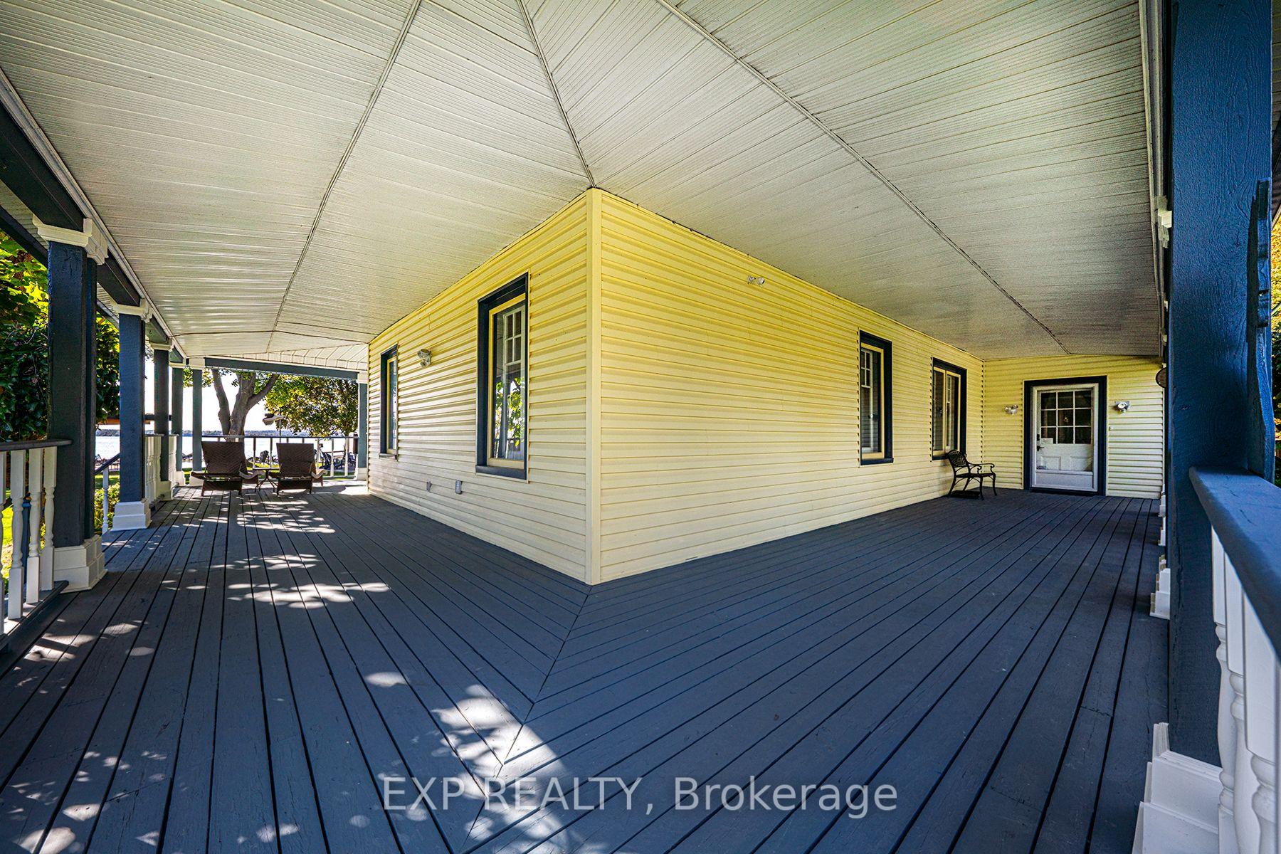 Photo 12 of 376 Lake Drive N, Georgina, Historic Lakeshore Communities — HOMEH