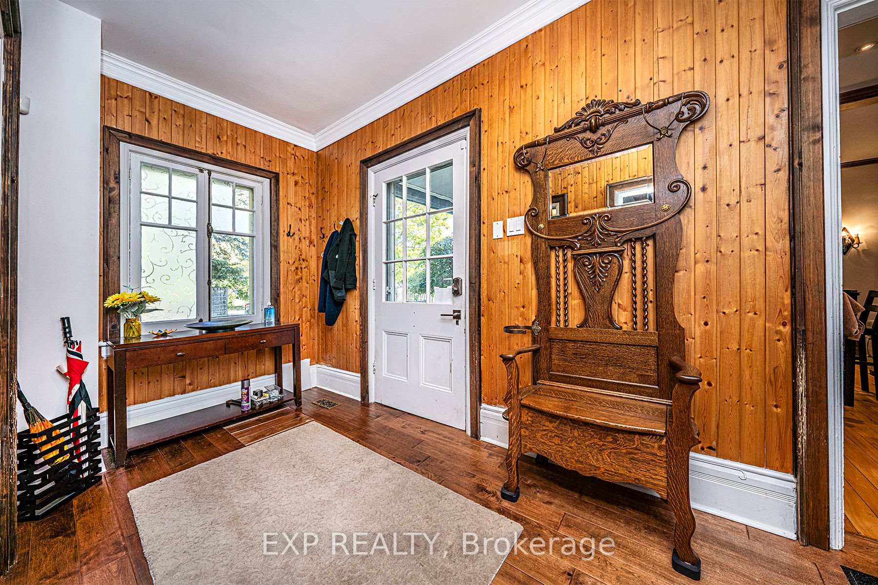 Photo 13 of 376 Lake Drive N, Georgina, Historic Lakeshore Communities — HOMEH