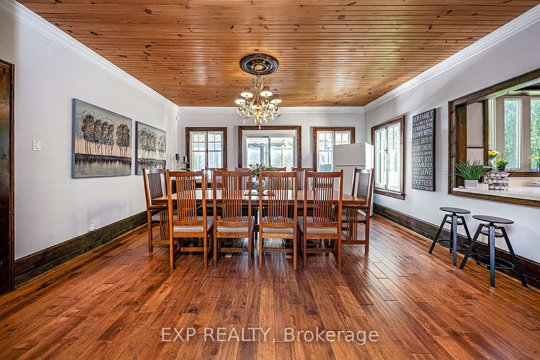 Photo 17 of 376 Lake Drive N, Georgina, Historic Lakeshore Communities — HOMEH