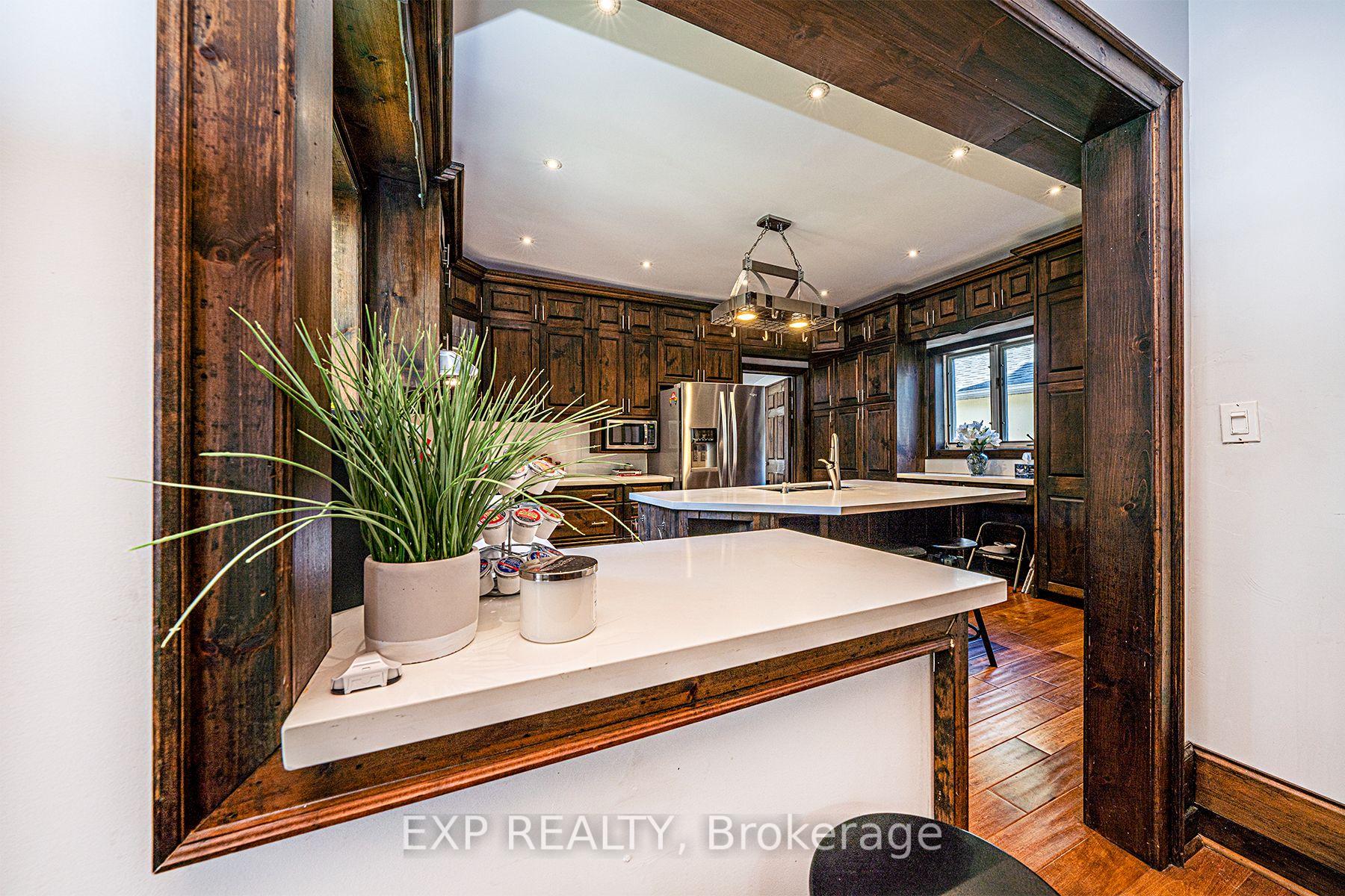 Photo 20 of 376 Lake Drive N, Georgina, Historic Lakeshore Communities — HOMEH