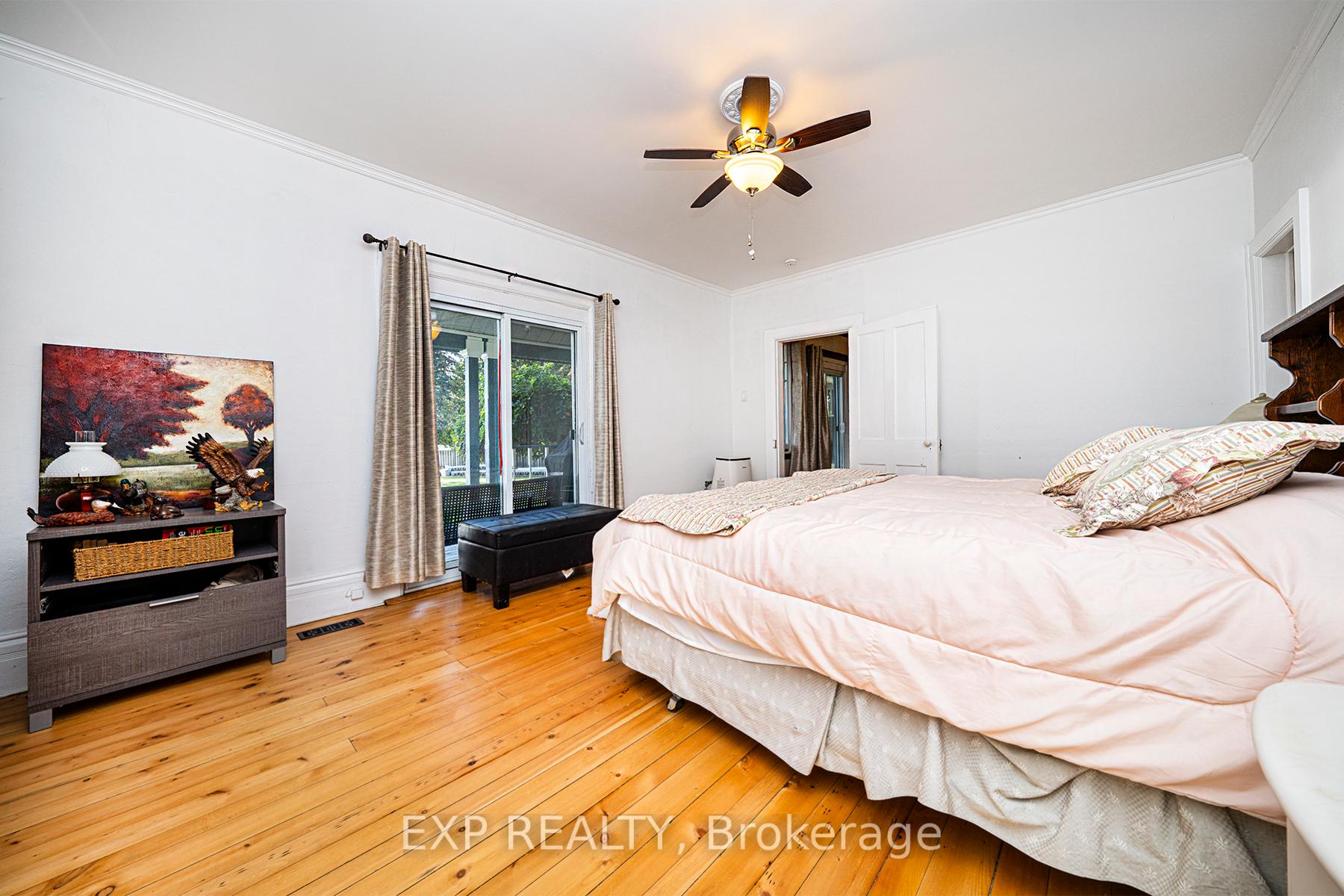 Photo 25 of 376 Lake Drive N, Georgina, Historic Lakeshore Communities — HOMEH