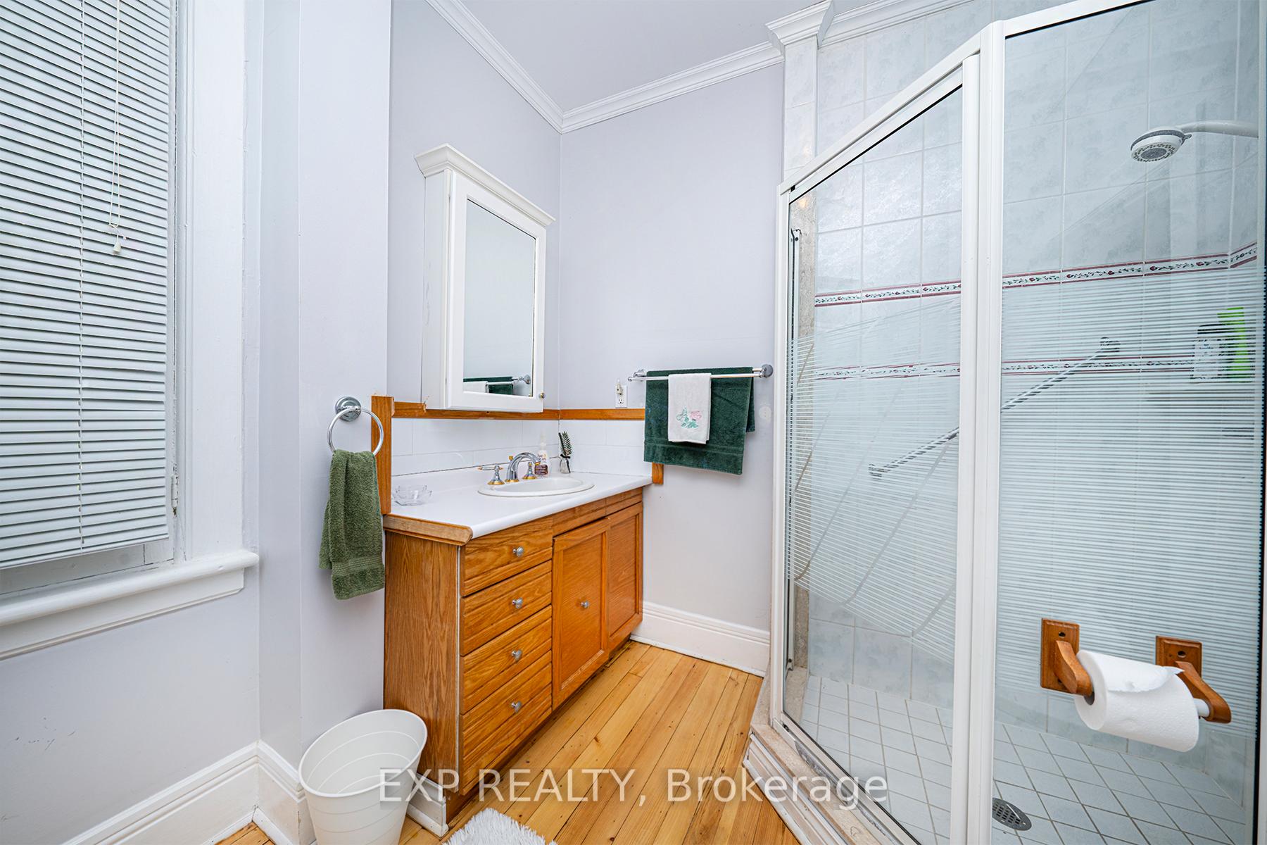 Photo 26 of 376 Lake Drive N, Georgina, Historic Lakeshore Communities — HOMEH