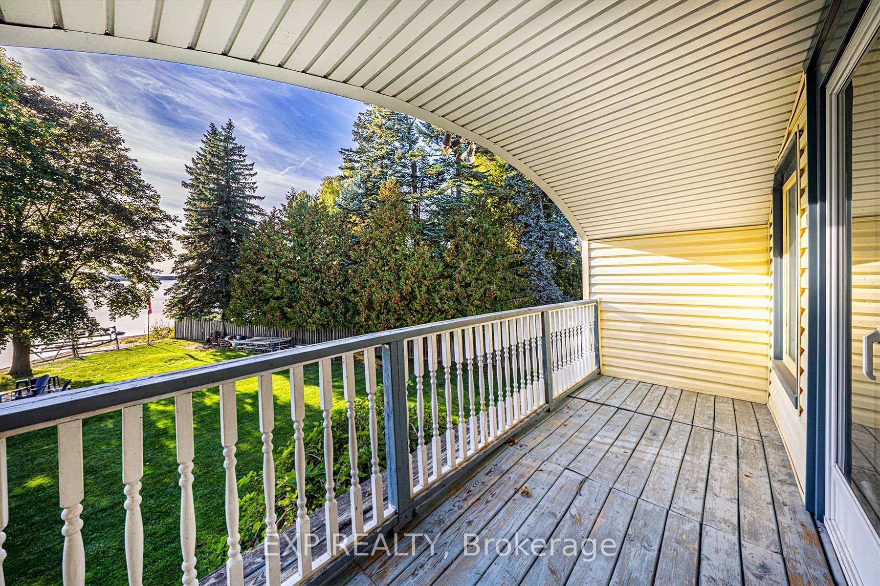 Photo 36 of 376 Lake Drive N, Georgina, Historic Lakeshore Communities — HOMEH