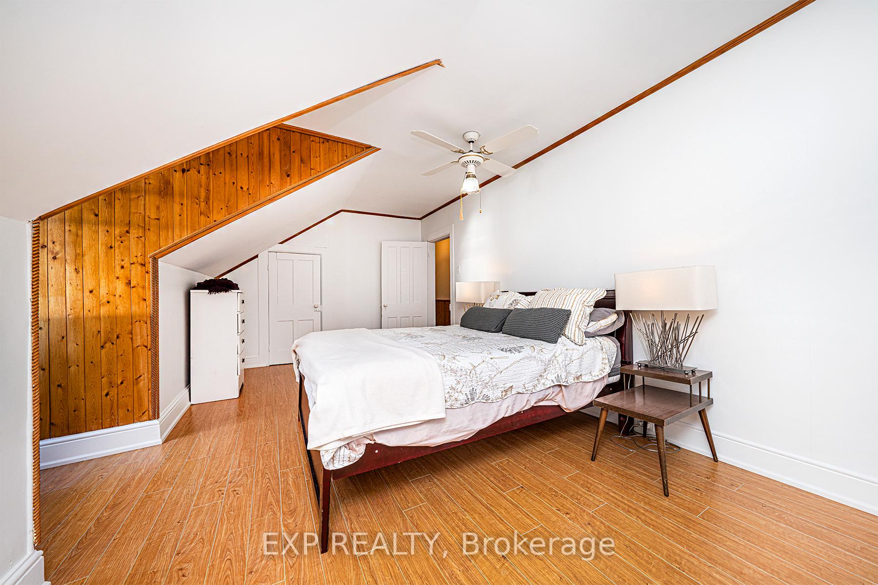 Photo 39 of 376 Lake Drive N, Georgina, Historic Lakeshore Communities — HOMEH