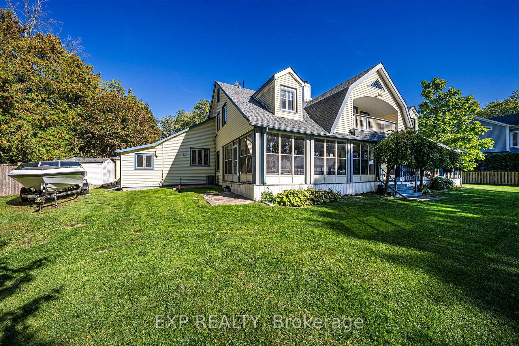 Photo 43 of 376 Lake Drive N, Georgina, Historic Lakeshore Communities — HOMEH