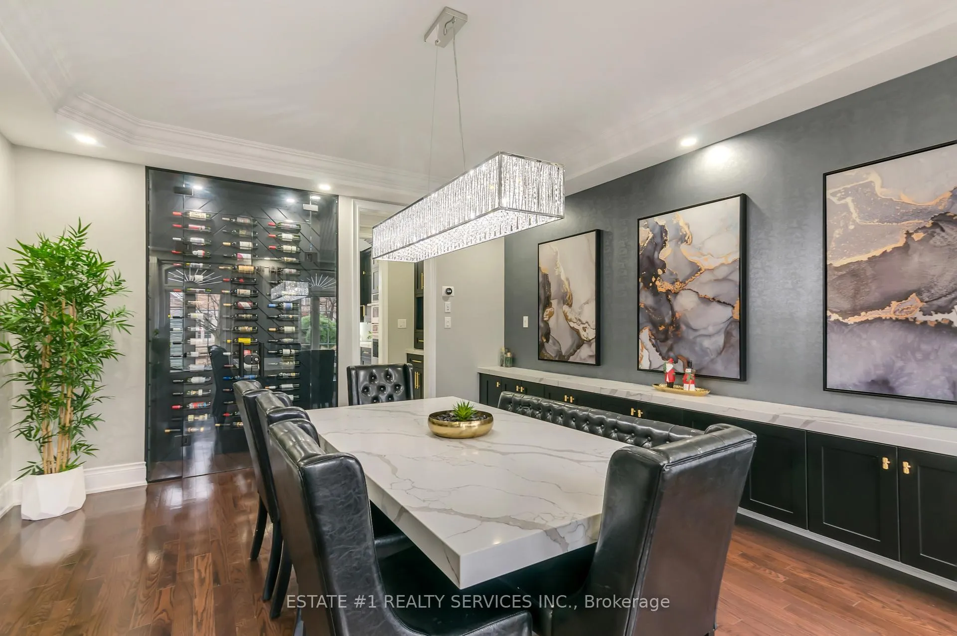 Photo 8 of 42 Beacon Hill Drive, Brampton, Credit Valley — HOMEH