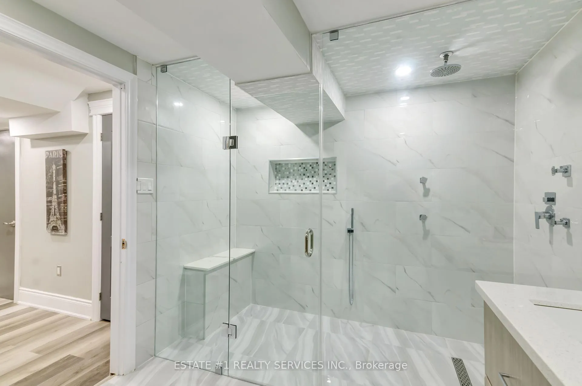 Photo 27 of 42 Beacon Hill Drive, Brampton, Credit Valley — HOMEH