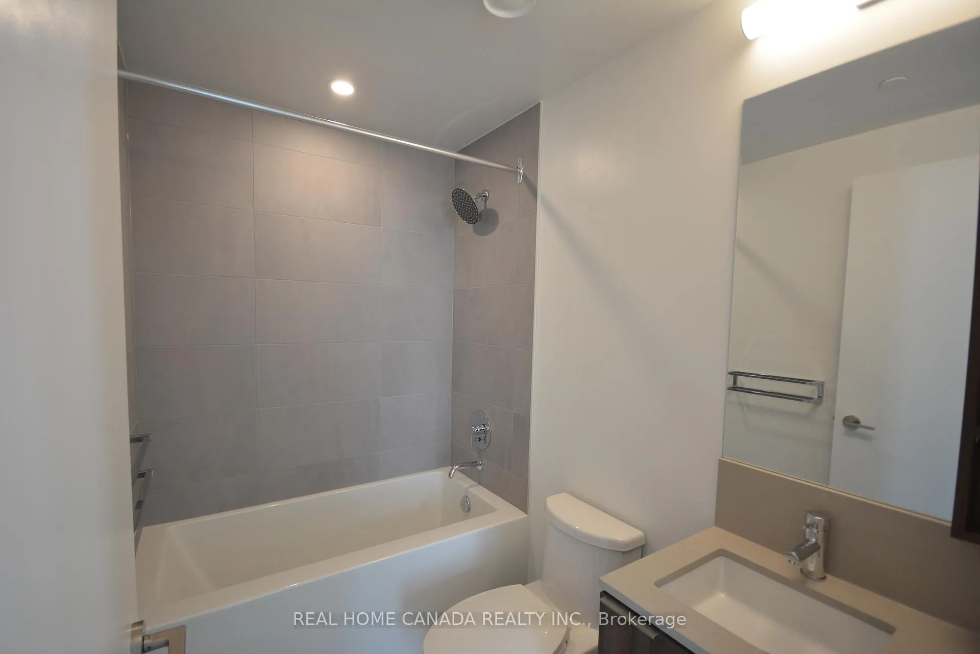 Photo 11 of Unit 1109, 7890 Jane Street, Vaughan, Vaughan Corporate Centre — HOMEH