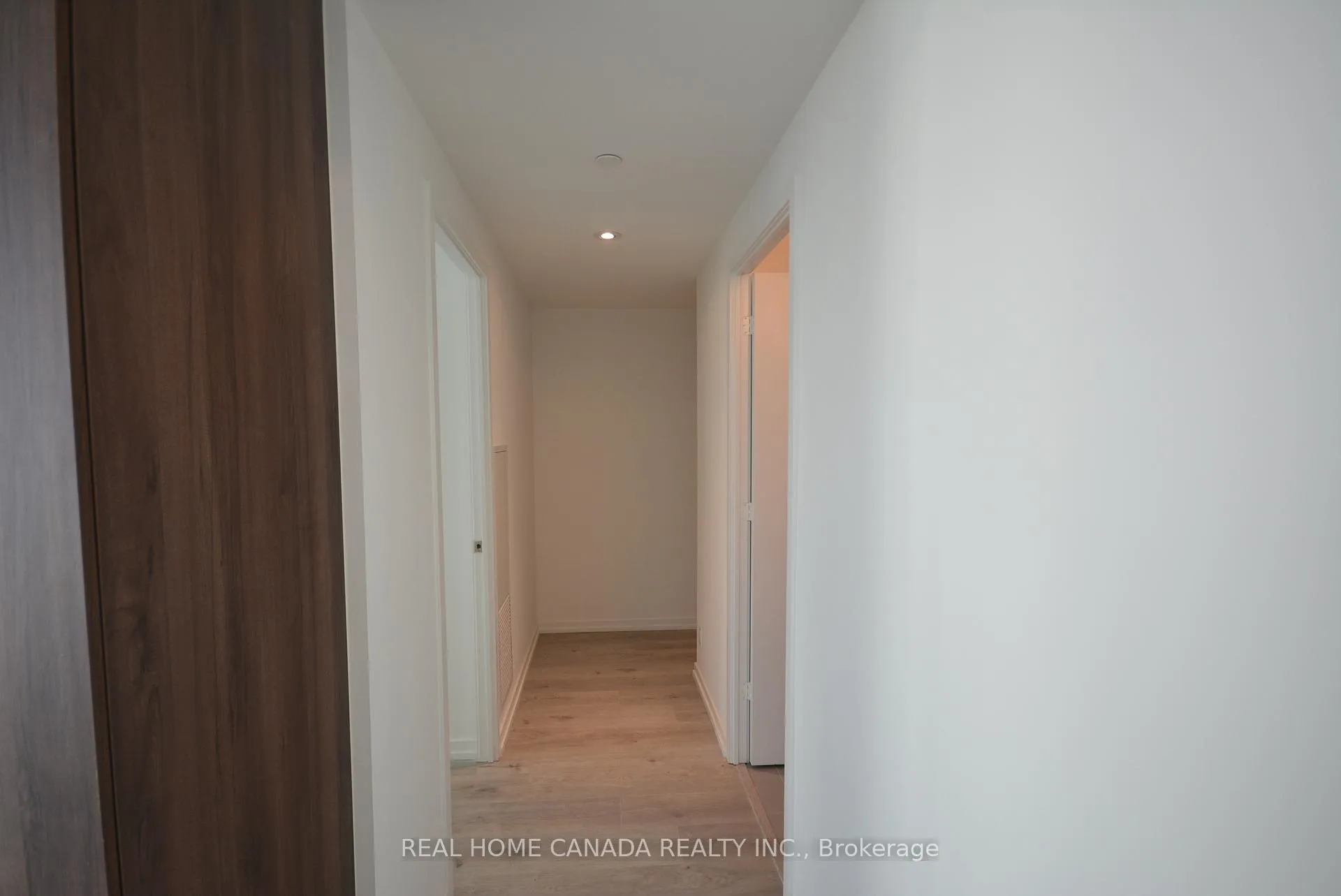Photo 13 of Unit 1109, 7890 Jane Street, Vaughan, Vaughan Corporate Centre — HOMEH