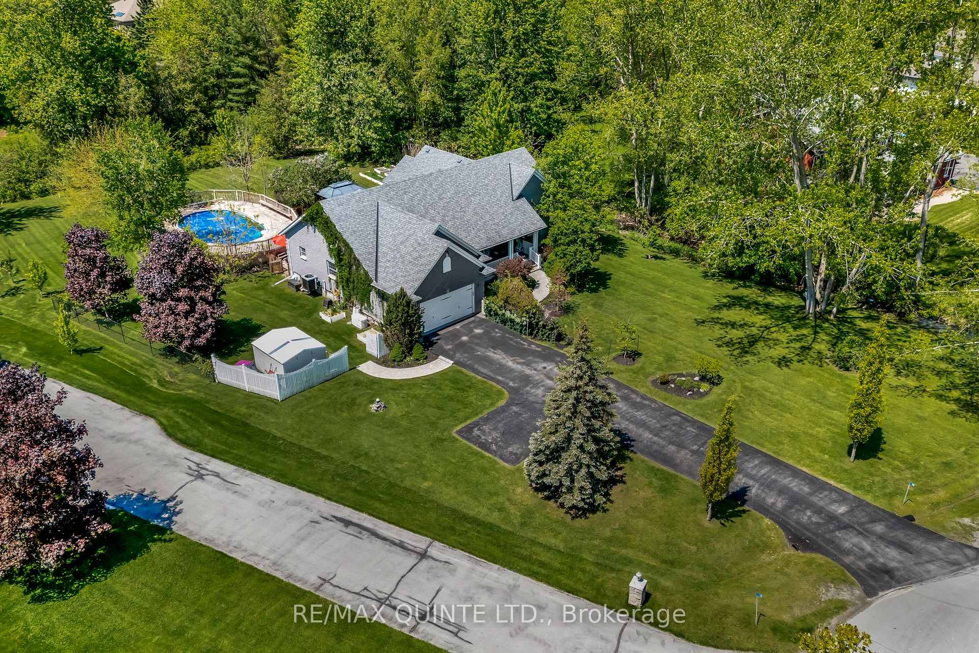 Photo 2 of 50 Penny Lane, Belleville, Thurlow Ward — HOMEH