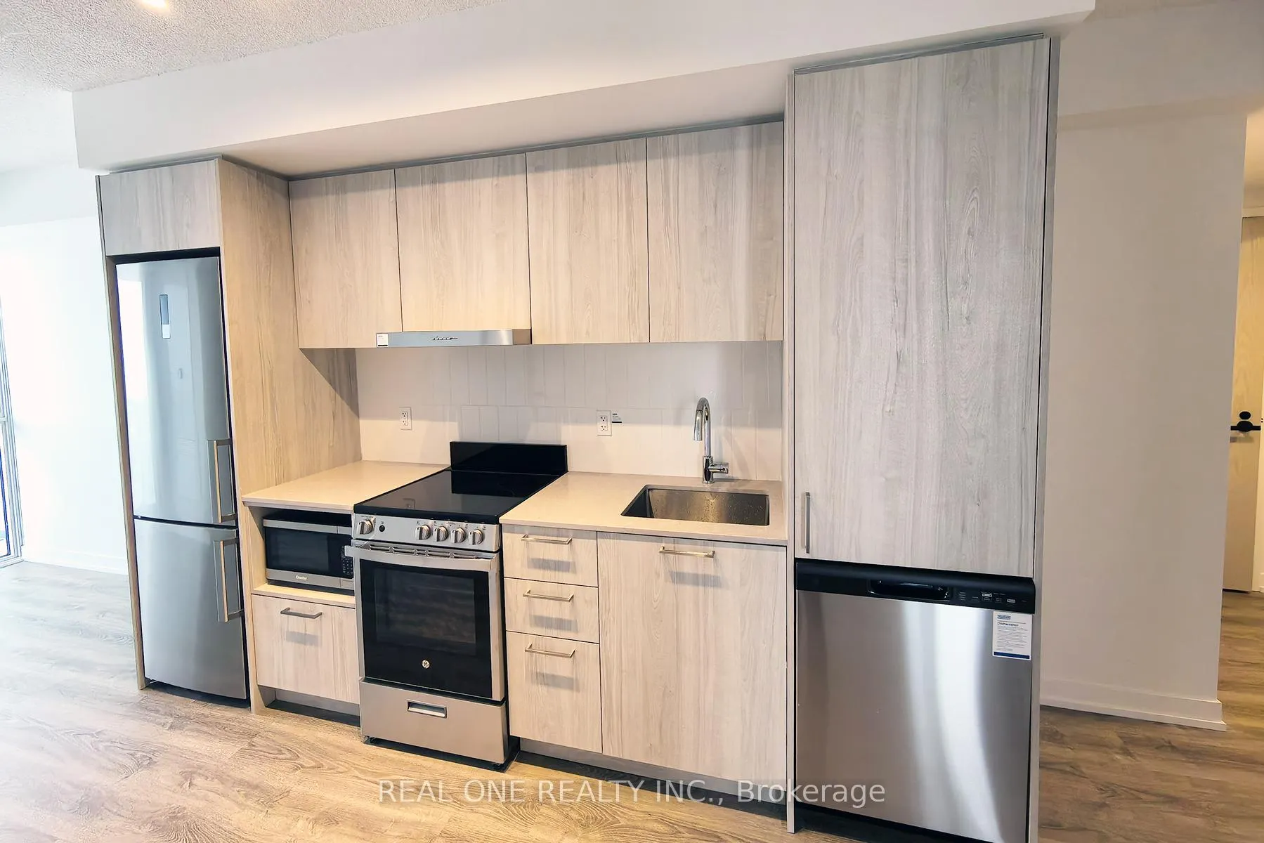 Photo 9 of Unit 2503, 195 Commerce Street, Vaughan, Vaughan Corporate Centre — HOMEH