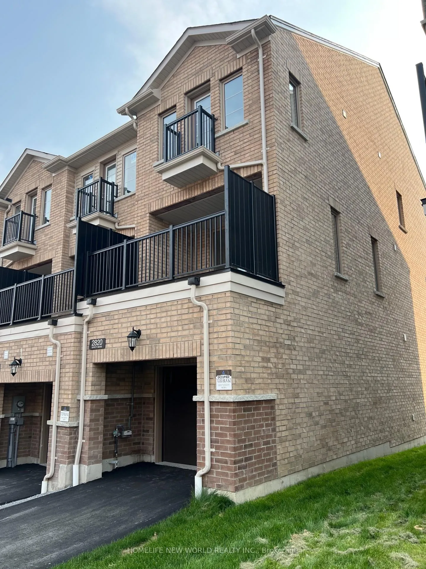 Photo 8 of 2820 Tippett Mews, Pickering, Rural Pickering — HOMEH