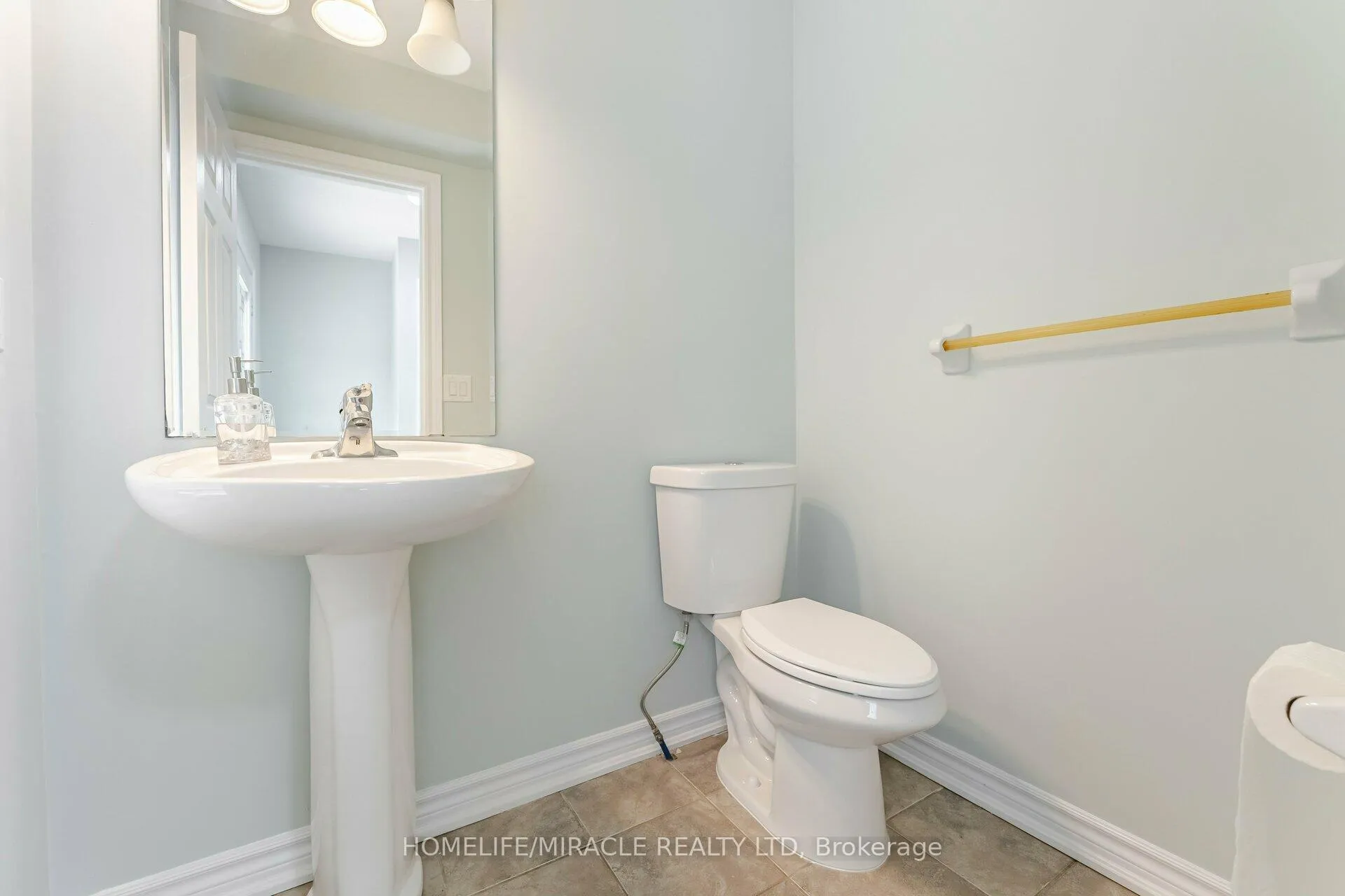 Photo 18 of 13 Nutwood Way, Brampton, Sandringham-Wellington — HOMEH