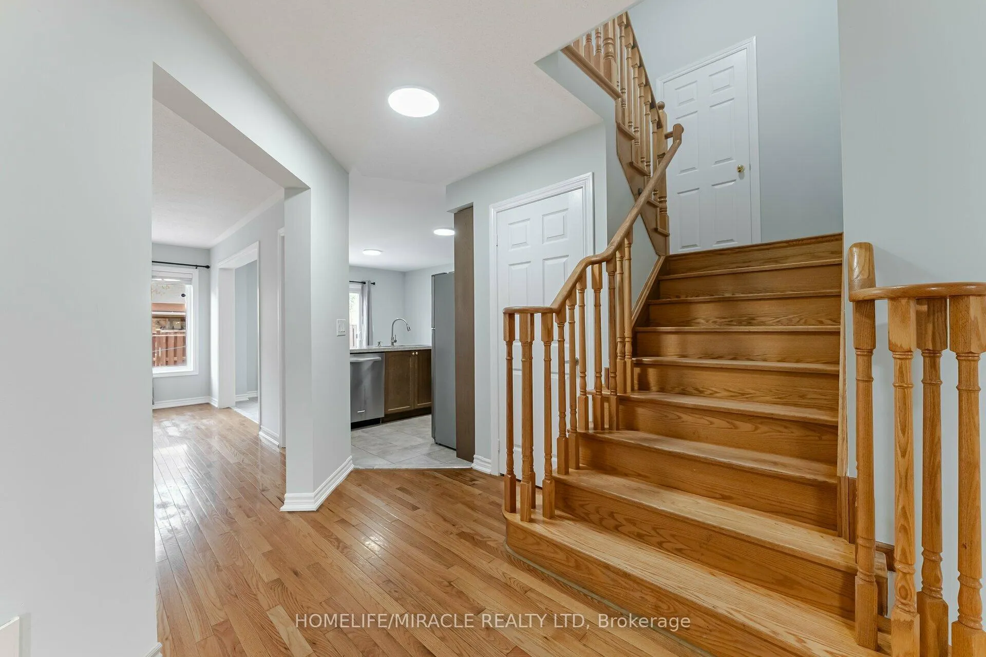 Photo 19 of 13 Nutwood Way, Brampton, Sandringham-Wellington — HOMEH